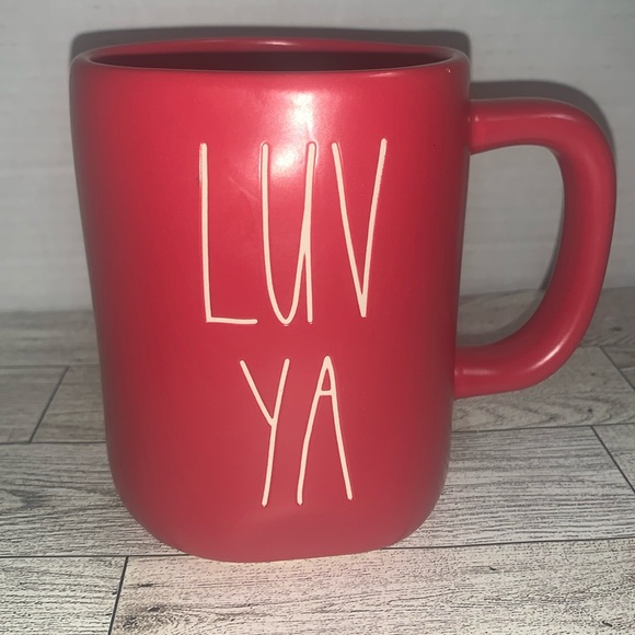 LUV YA Rae Dunn Red mug - Picture 1 of 4